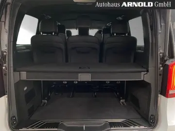 EQV 300 AVANTGARDE Lang Distr 360  AIRMATIC 8-S.