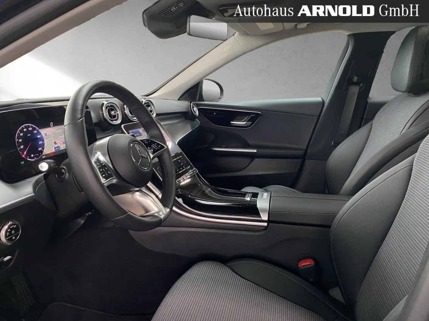 C 200 d Avantgarde Night Distr Pano HUD 360  AHK