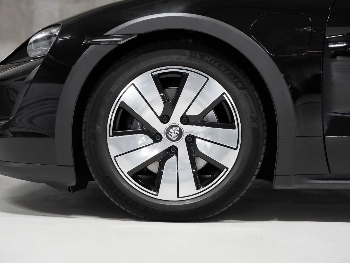 Taycan 4 Cross Turismo