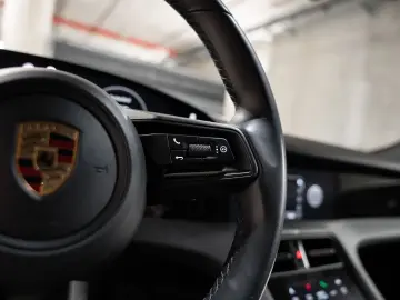 Taycan 4 Cross Turismo