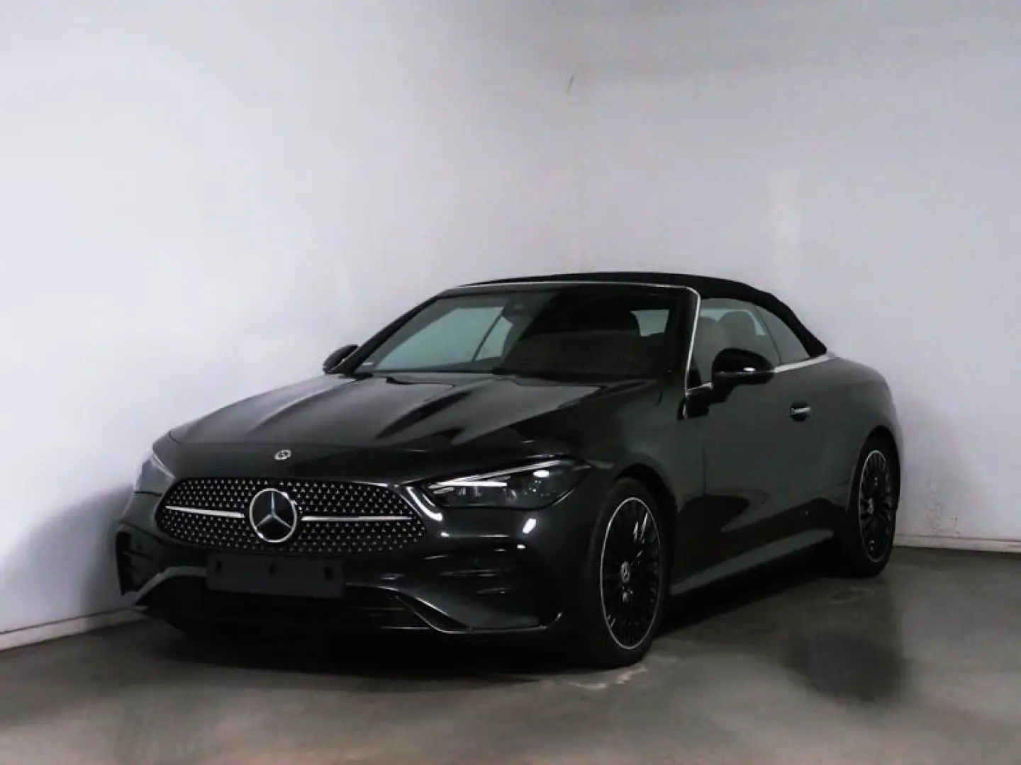 CLE 450 4M Cabrio AMG Line AHK DYNAMICBODY Distr