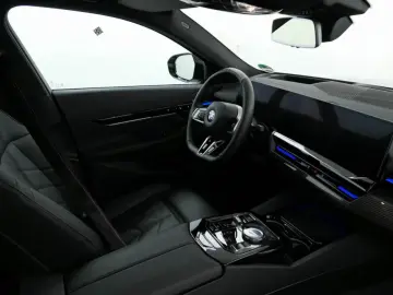 520d M Sport Pro PanoD.Standh.SuView ACC HUD HK