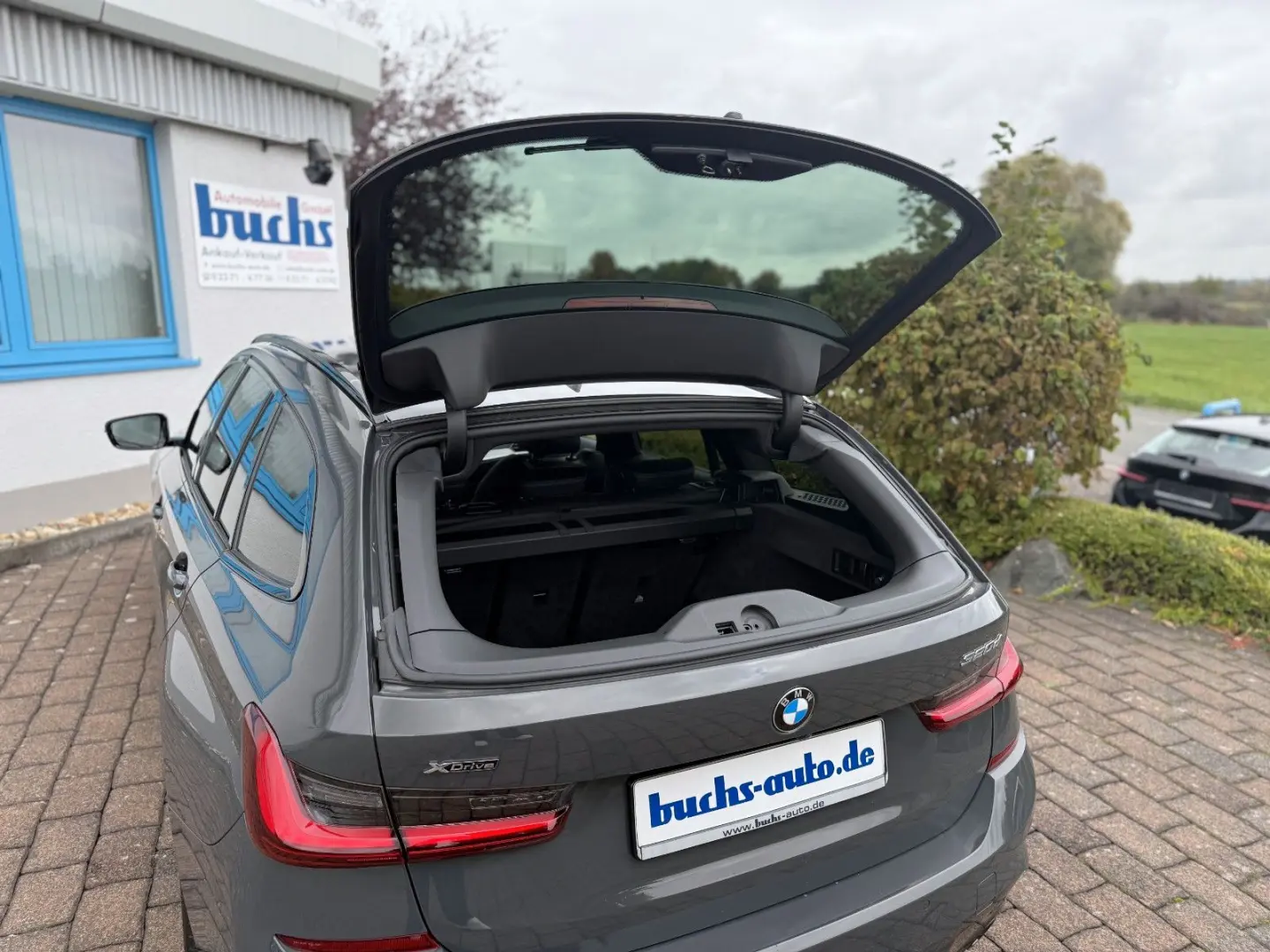 320d xDrive Touring M Sport AHK Laser ACC 19