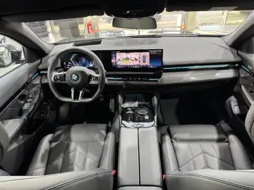 520 i M Sport Carbon HUD H&K Shadow 360  Memory