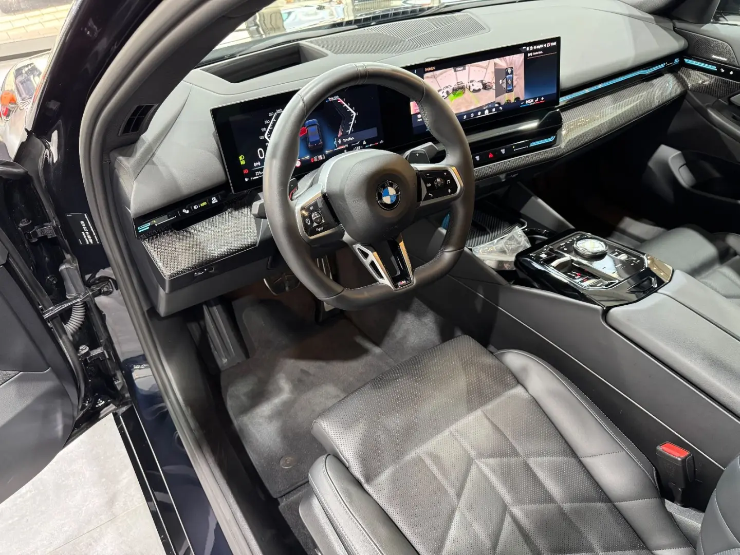 520 i M Sport Carbon HUD H&K Shadow 360  Memory