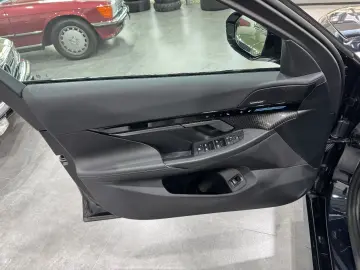 520 i M Sport Carbon HUD H&K Shadow 360  Memory