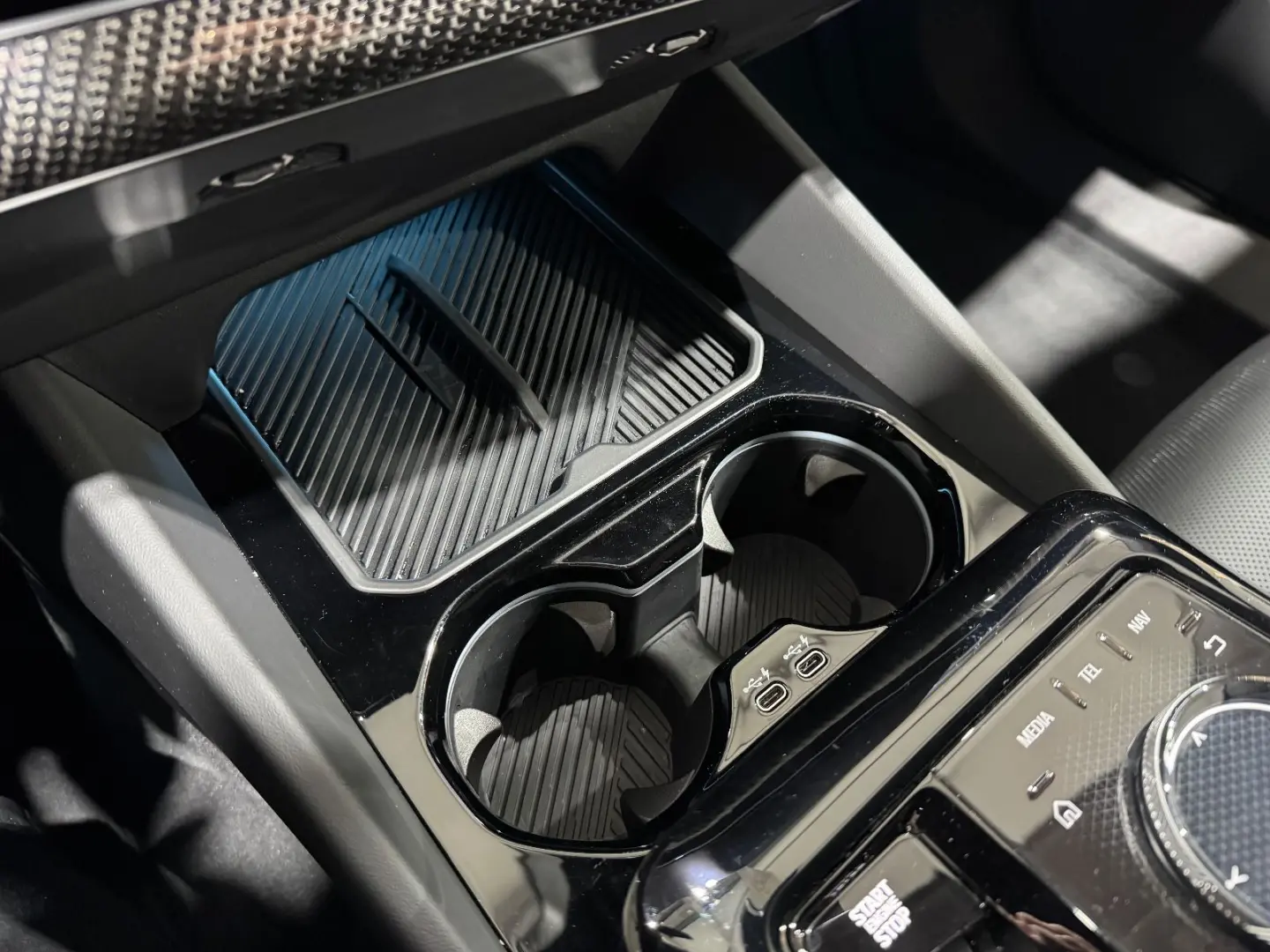 520 i M Sport Carbon HUD H&K Shadow 360  Memory