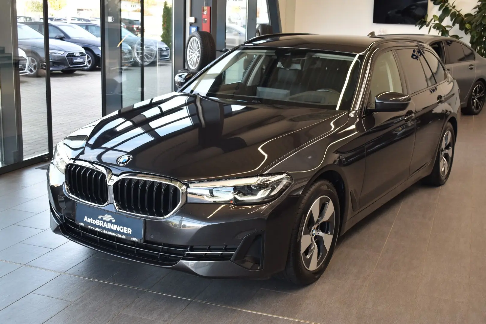 520d Touring xDrive Aut. LED~RFK~HUD~DAB~LiveC.