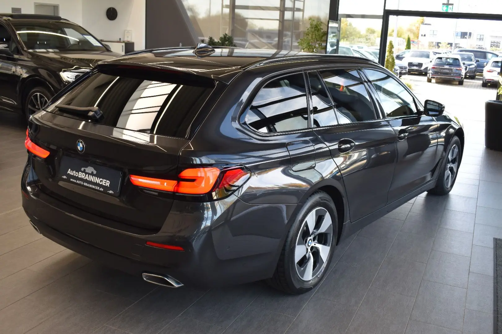 520d Touring xDrive Aut. LED~RFK~HUD~DAB~LiveC.