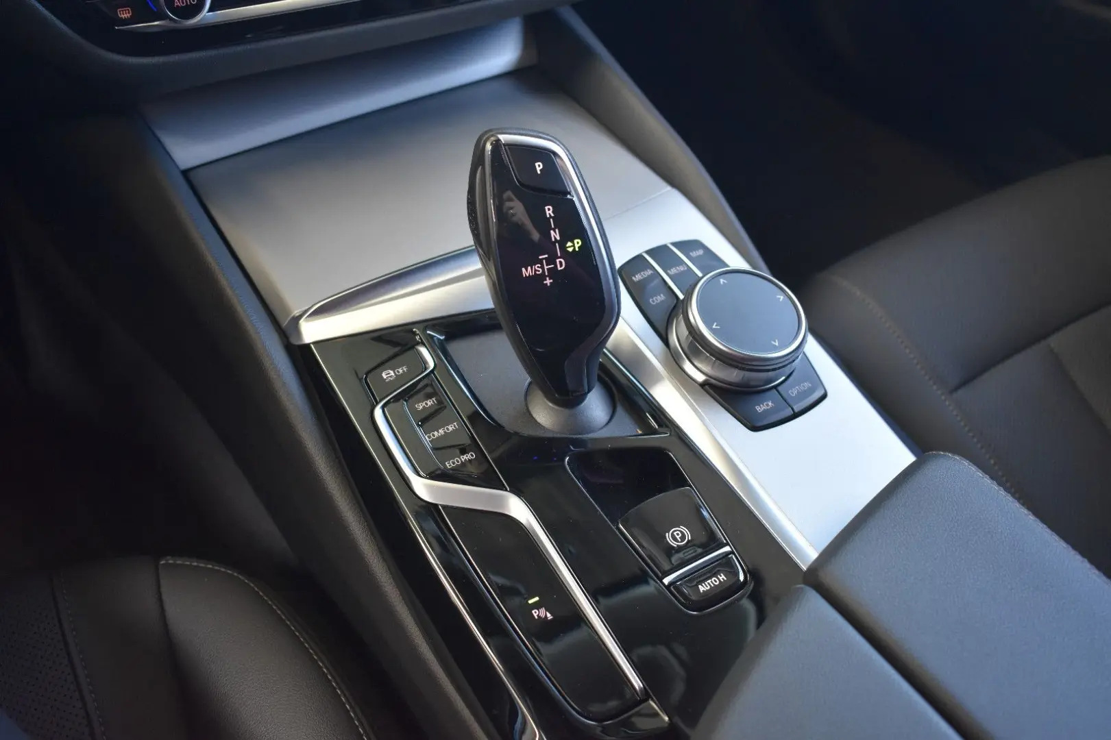 520d Touring xDrive Aut. LED~RFK~HUD~DAB~LiveC.