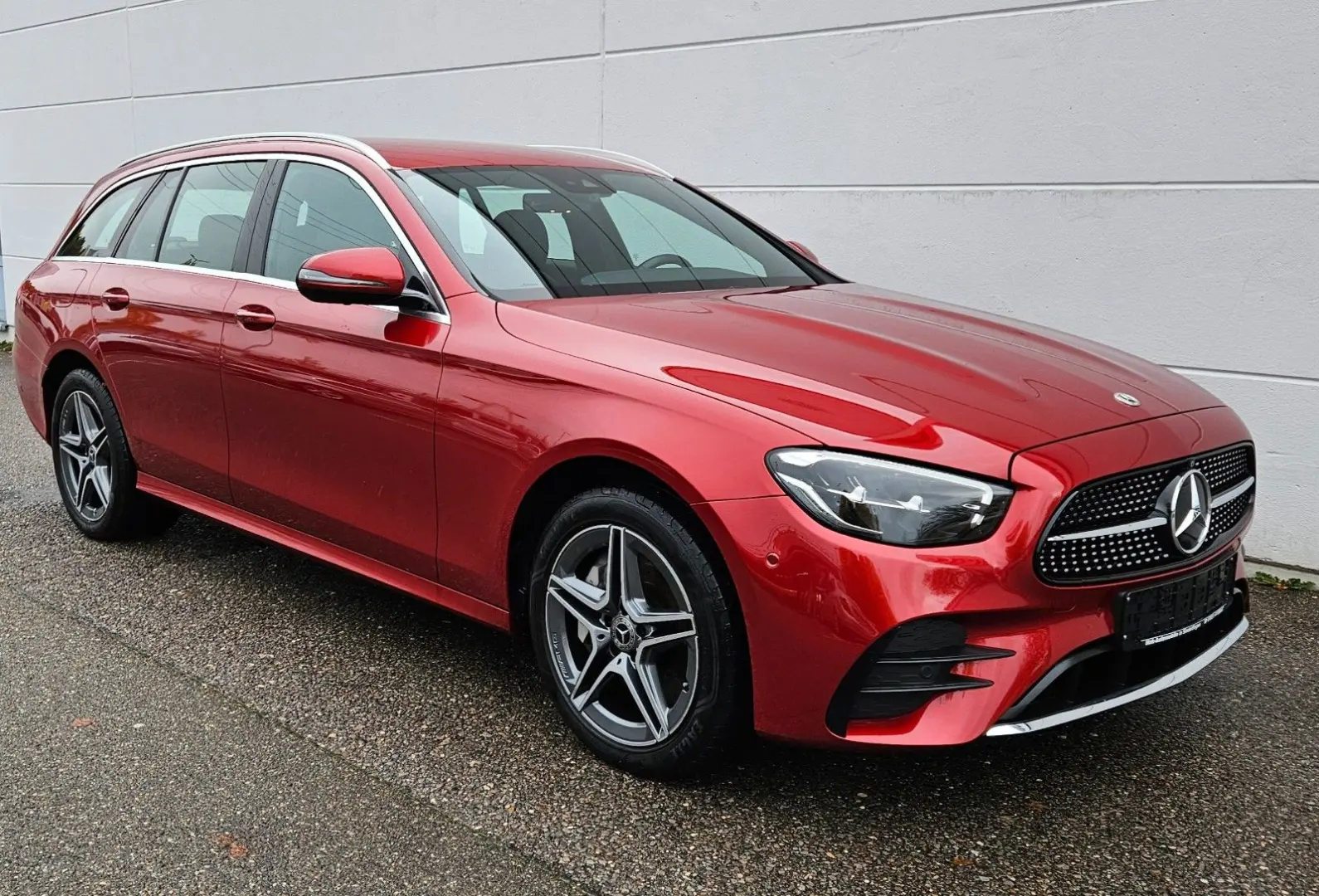 E 300de 4M AMG LINE WIDE 360 MBEAM AHK AMBIENTE