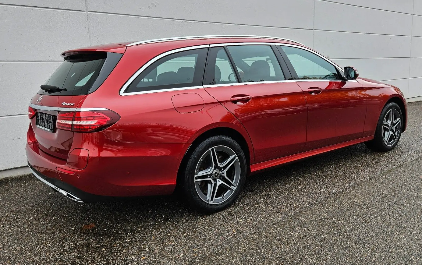 E 300de 4M AMG LINE WIDE 360 MBEAM AHK AMBIENTE