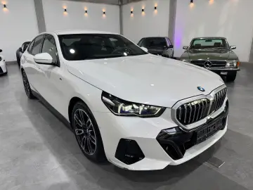 520 i M Sport Carbon Memory H&K HUD  Live Cockpi