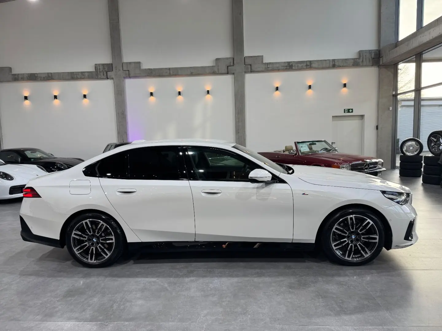 520 i M Sport Carbon Memory H&K HUD  Live Cockpi