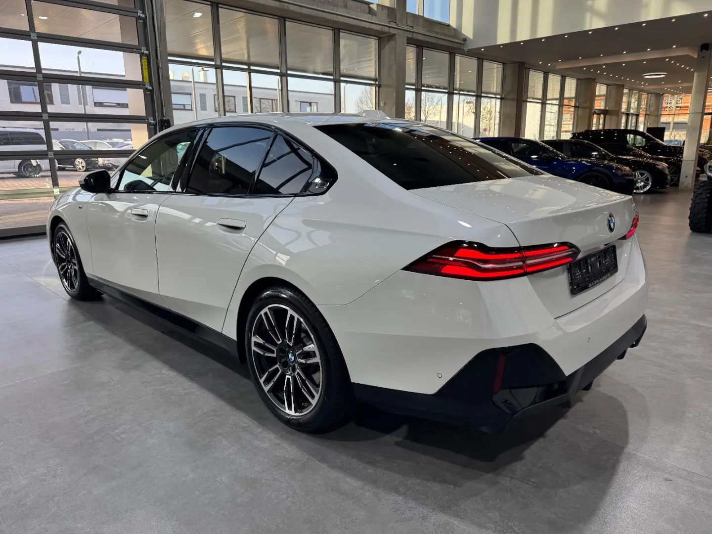 520 i M Sport Carbon Memory H&K HUD  Live Cockpi