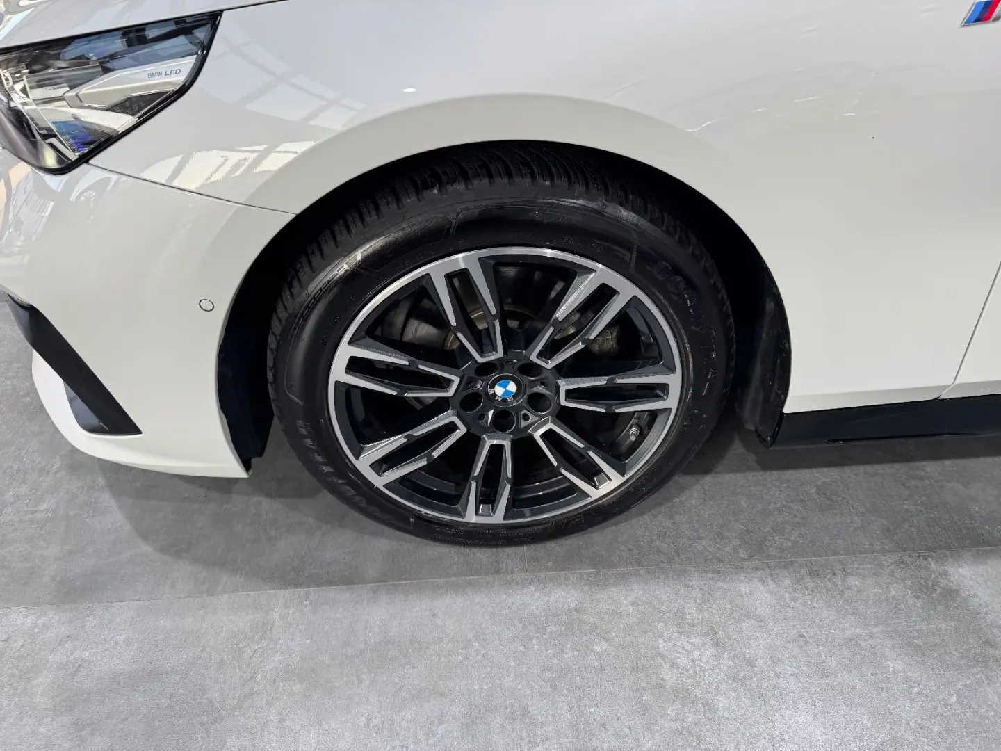 520 i M Sport Carbon Memory H&K HUD  Live Cockpi