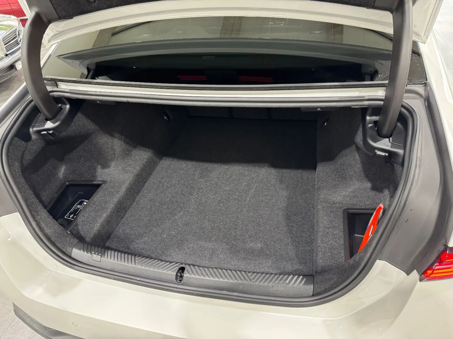 520 i M Sport Carbon Memory H&K HUD  Live Cockpi