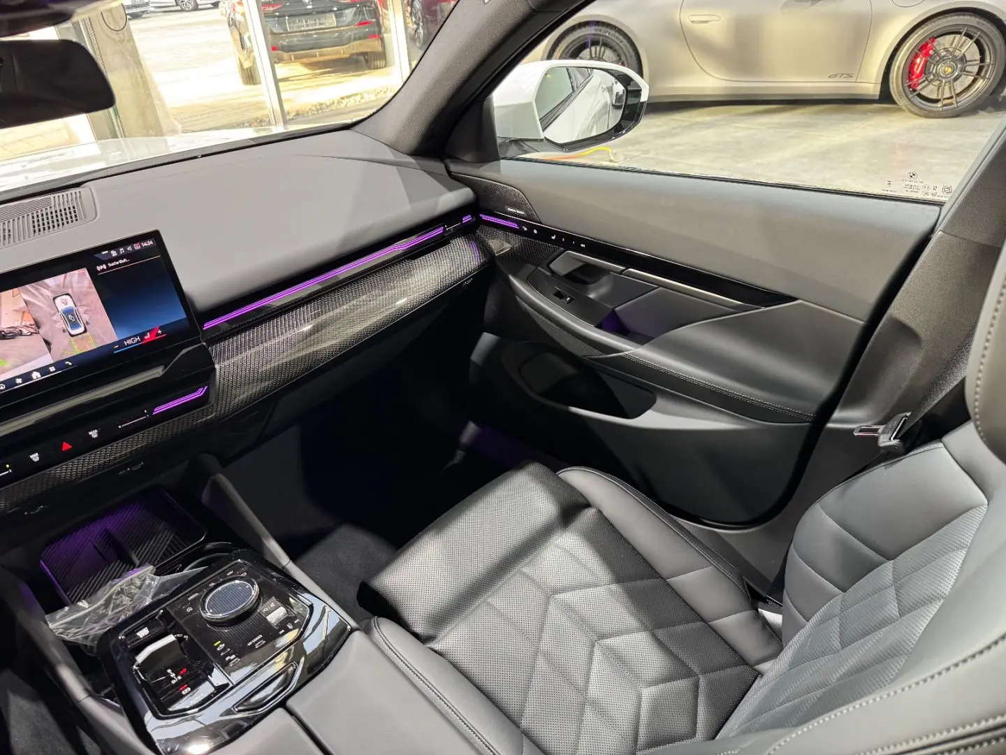 520 i M Sport Carbon Memory H&K HUD  Live Cockpi