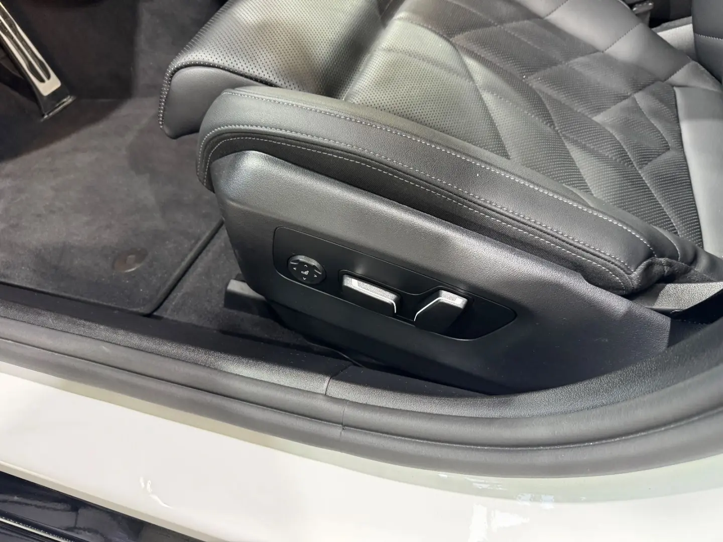 520 i M Sport Carbon Memory H&K HUD  Live Cockpi