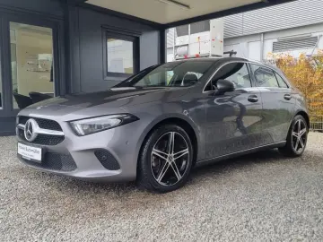 A220d AUTO MULTIBEAM MBUX KAMERA BURMESTER ACC