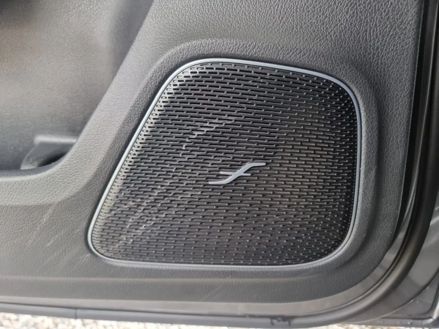 A220d AUTO MULTIBEAM MBUX KAMERA BURMESTER ACC