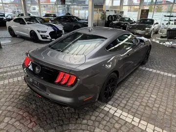 Ford Mustang 2 3 EcoBoost Autom. Neuwertig   Garantie