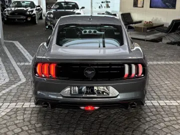Ford Mustang 2 3 EcoBoost Autom. Neuwertig   Garantie