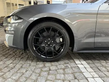 Ford Mustang 2 3 EcoBoost Autom. Neuwertig   Garantie