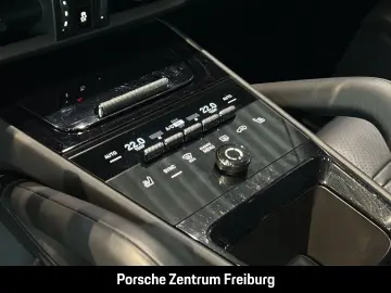 Cayenne E-Hybrid BOSE LED-Matrix InnoDrive