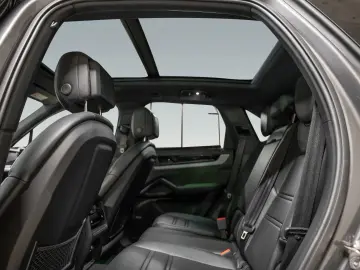 Cayenne E-Hybrid HeadUp Sport Chrono PASM BOSE