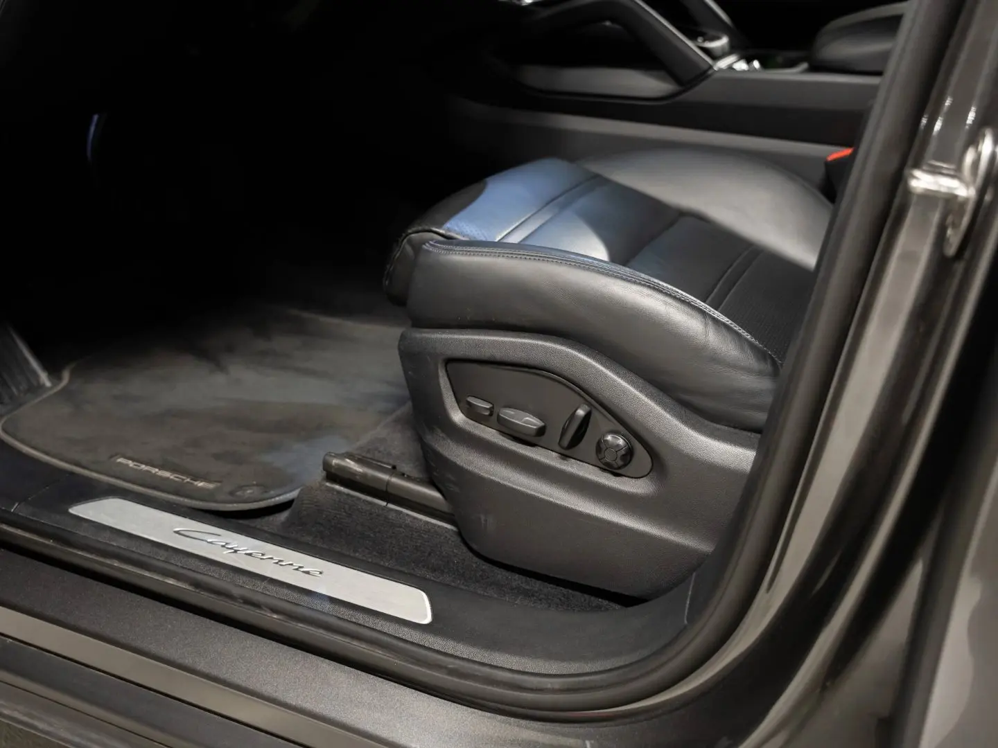 Cayenne E-Hybrid HeadUp Sport Chrono PASM BOSE