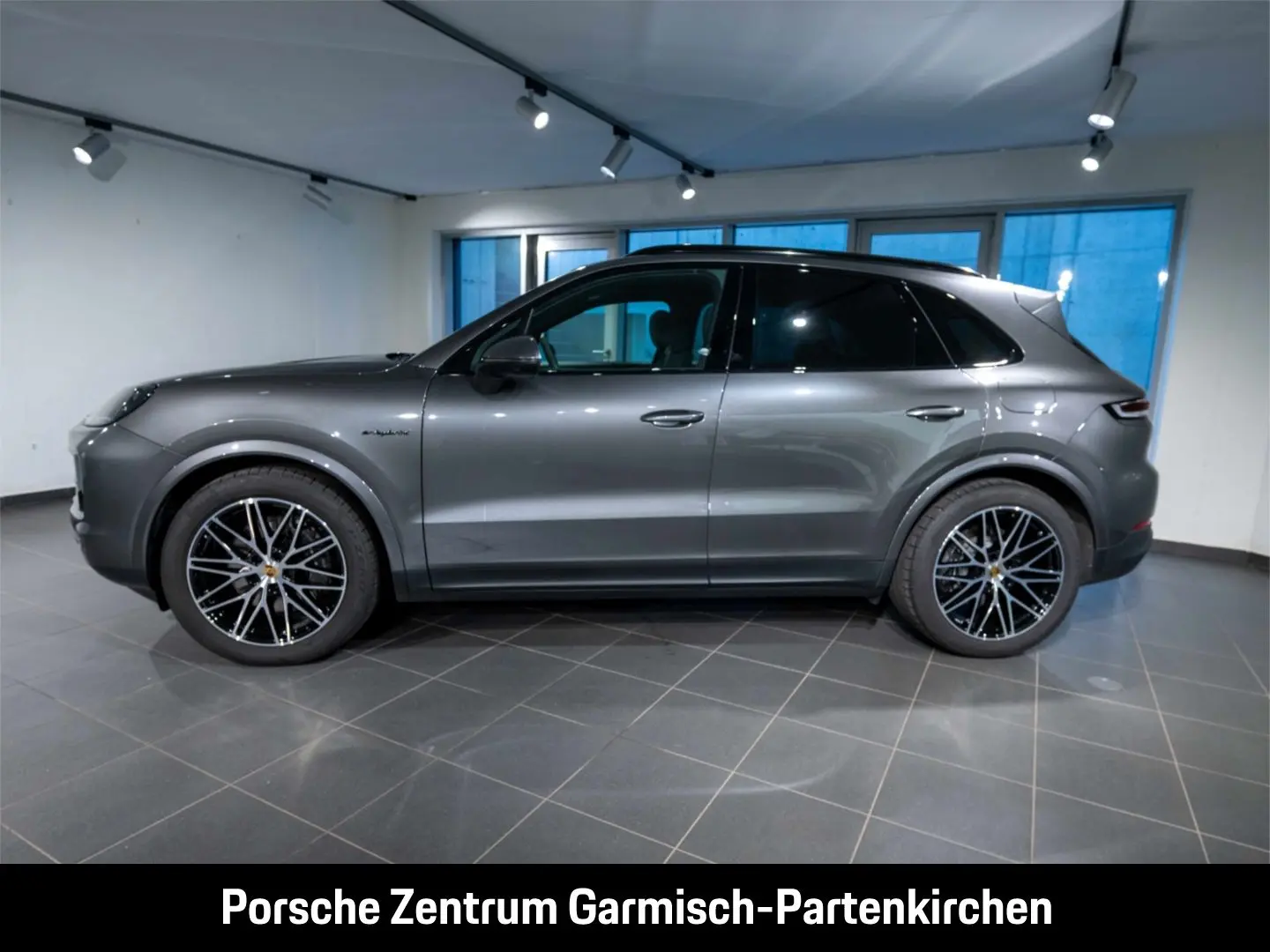 Cayenne E-Hybrid LenkradHZG Massagesitze 360