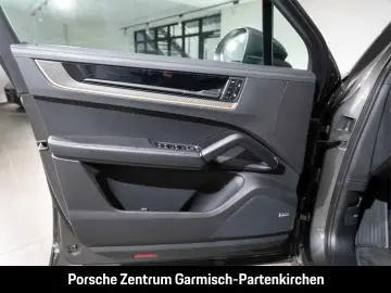 Cayenne E-Hybrid LenkradHZG Massagesitze 360
