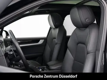 Cayenne Panoramadach BOSE LED-Matrix