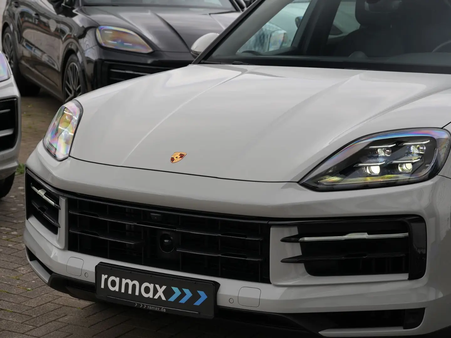 E-Hybrid Coupé INNODRIVE-PANO-SPORTABGAS-22TURBO