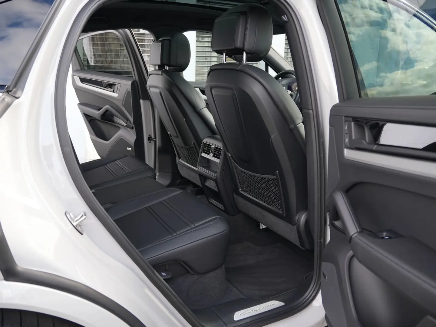 E-Hybrid Coupé INNODRIVE-PANO-SPORTABGAS-22TURBO