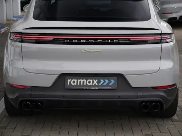 E-Hybrid Coupé INNODRIVE-PANO-SPORTABGAS-22TURBO