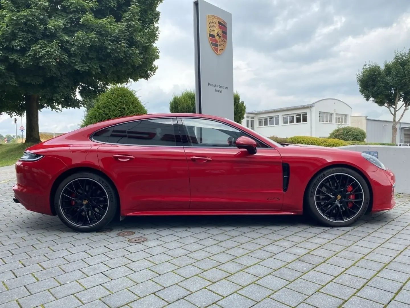 Panamera GTS  Burmester  HA-Lenkung