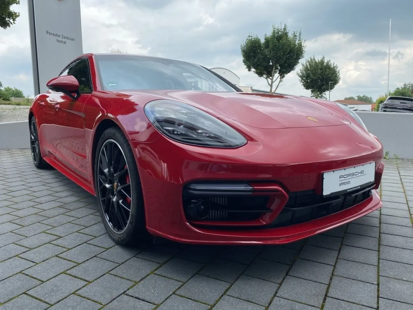 Panamera GTS  Burmester  HA-Lenkung