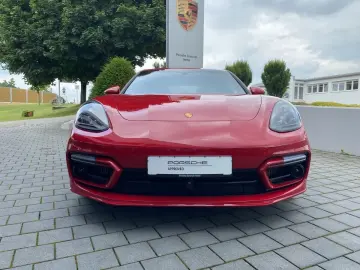 Panamera GTS  Burmester  HA-Lenkung