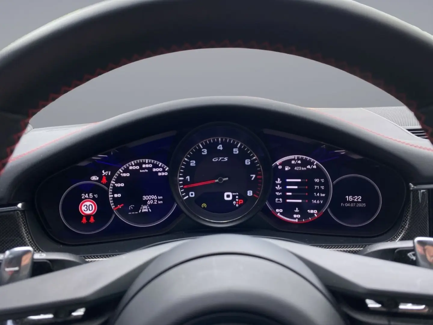 Panamera GTS  Burmester  HA-Lenkung