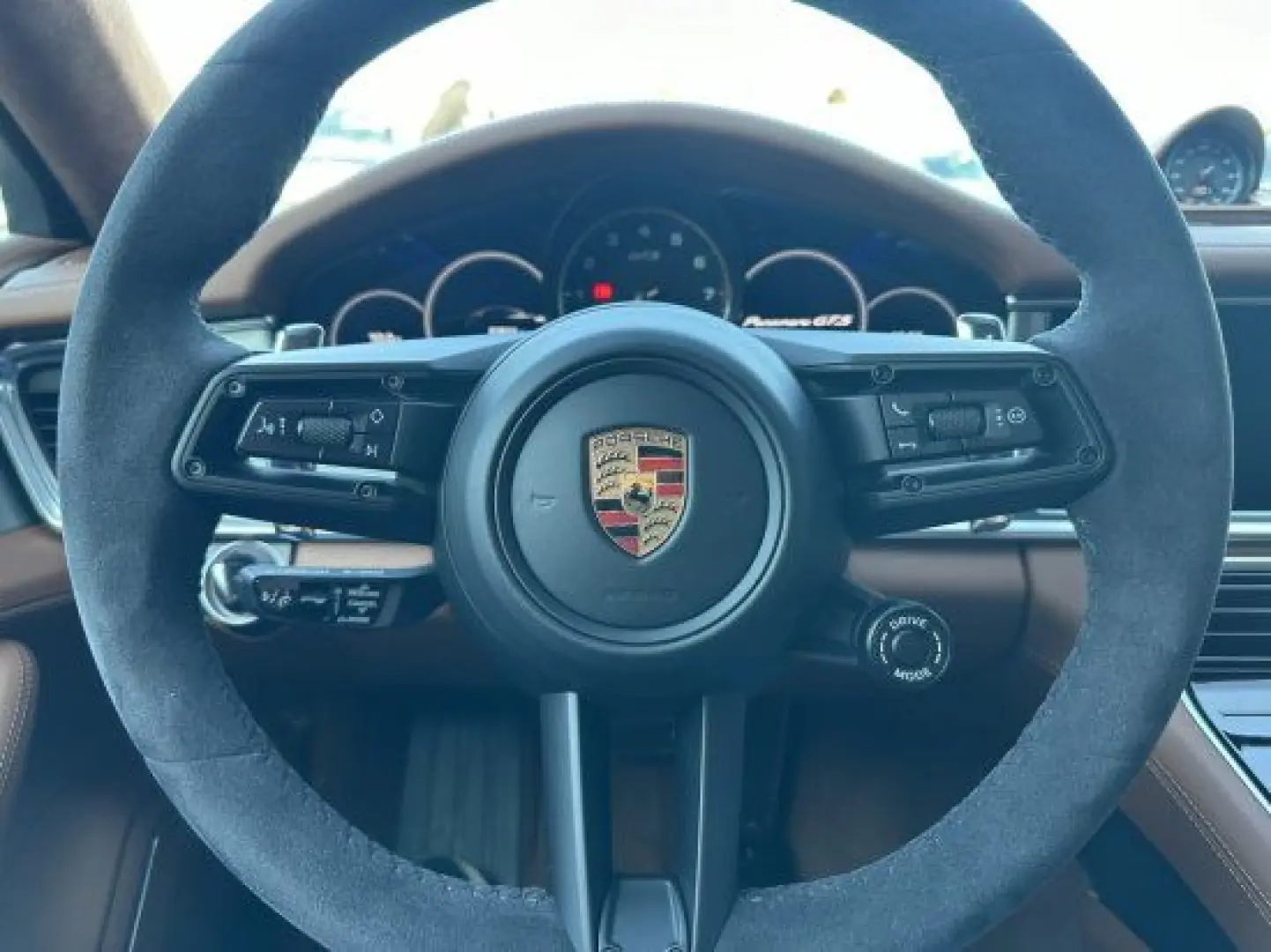 Panamera GTS 4.0  SPORTABGAS PANO HEAD-UP