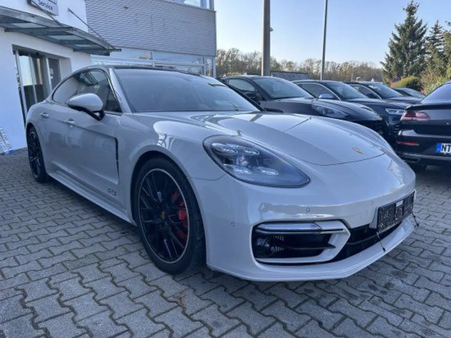 Panamera GTS 4.0  SPORTABGAS PANO HEAD-UP