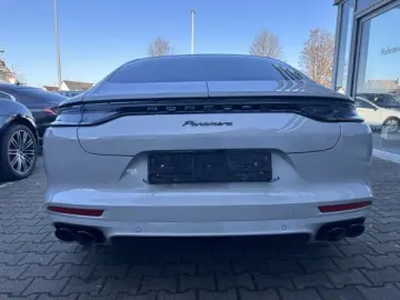 Panamera GTS 4.0  SPORTABGAS PANO HEAD-UP