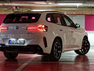 X3 xDrive30e AT M Sport  Panorama  Neu