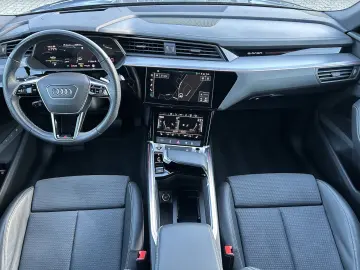 e-tron 55 S line Matrix HUD Kamera Nachtsicht