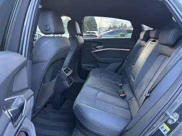 e-tron 55 S line Matrix HUD Kamera Nachtsicht