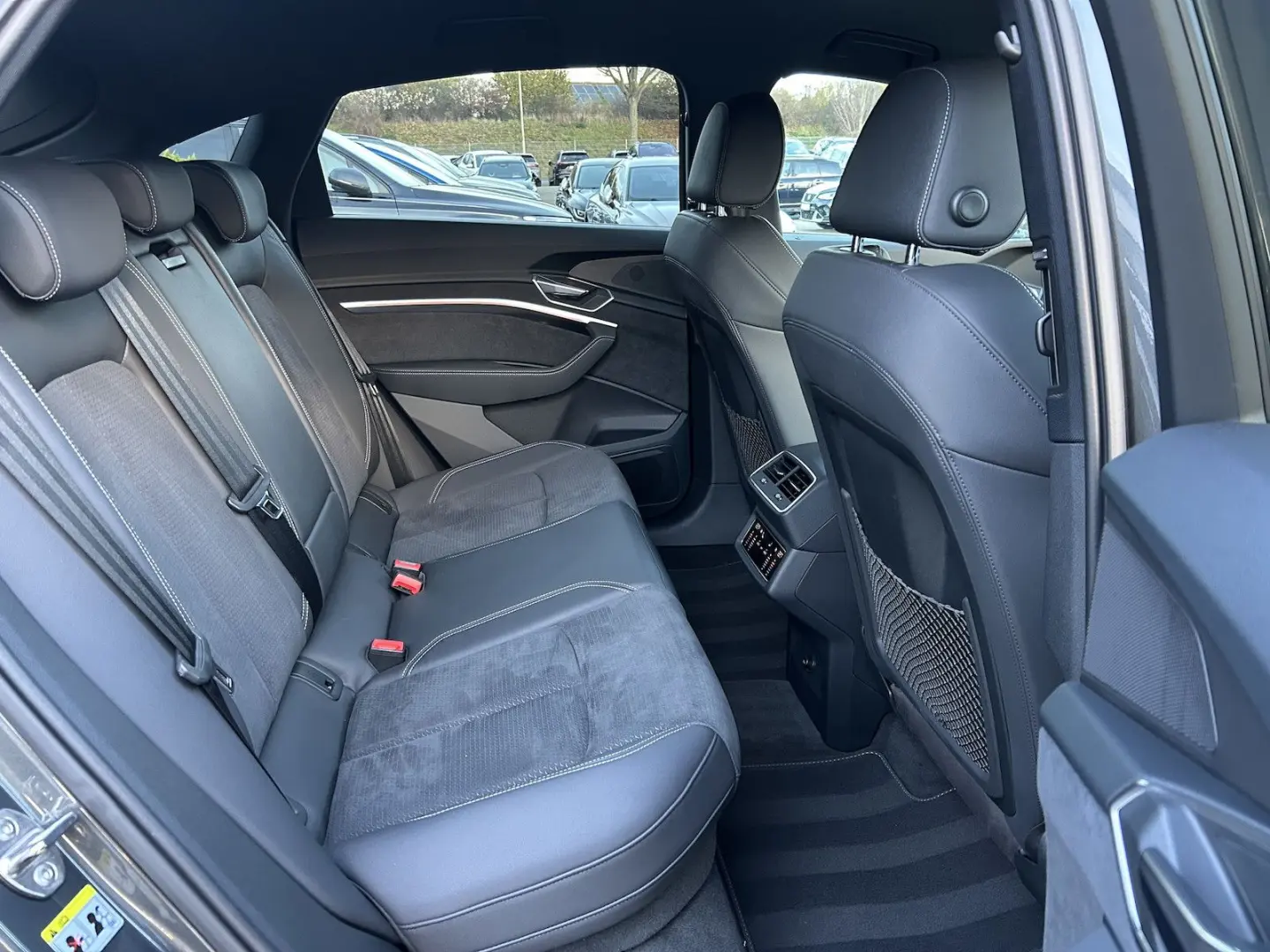 e-tron 55 S line Matrix HUD Kamera Nachtsicht