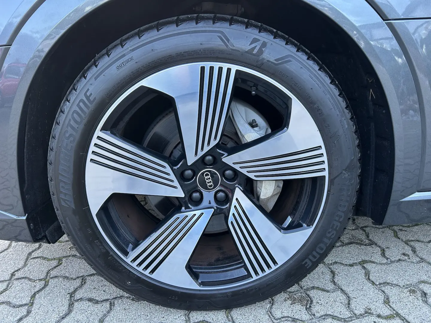 e-tron 55 S line Matrix HUD Kamera Nachtsicht