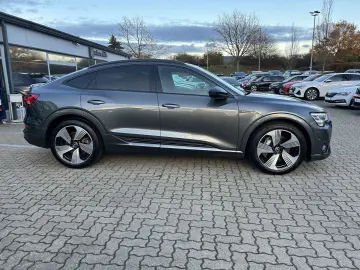 e-tron 55 S line Matrix HUD Kamera Nachtsicht